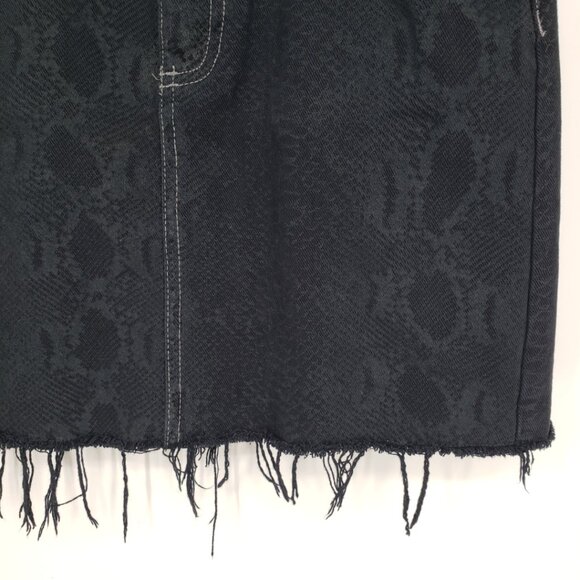 Zara Snake Skin Denim Mini Jean Skirt XS Distressed Raw Frayed Hem Black - Picture 5 of 7